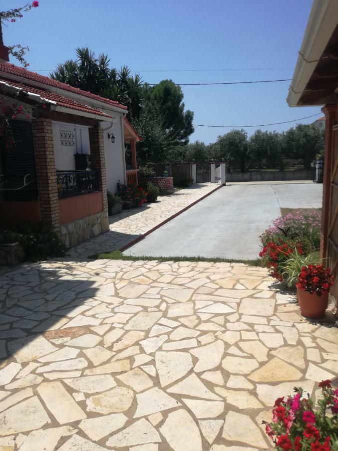 Armonia * Agios Georgios (Corfu)